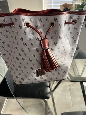 Dooney and Bourke shoulder bag
